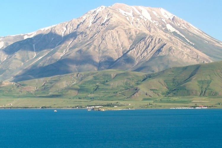 Lake Van Ancient Underwater Kingdom