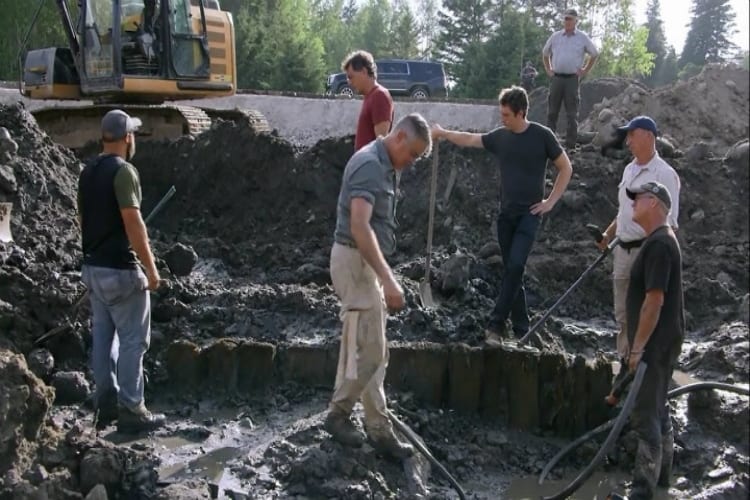 Two Brothers Find Oak Island Treasure