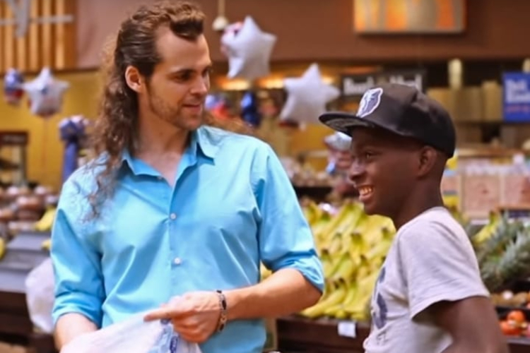 Man Purchases Donuts For Homeless Teen Hungry Teen